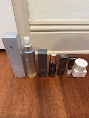 COSMEDIX Elite skincare set